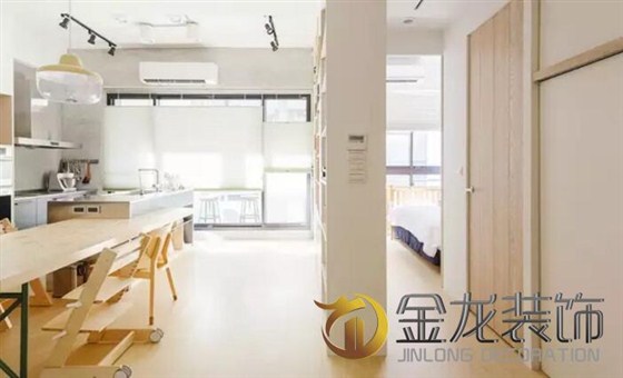 专注于别墅精装修、楼盘精装修，拥有多项荣誉资质企业山东金龙装饰，分享一则老公寓小户型改造。