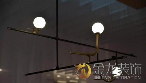 别墅精装修就来金龙装饰，金龙装饰为大家分享：2017米兰家具展之灯光照明展！
