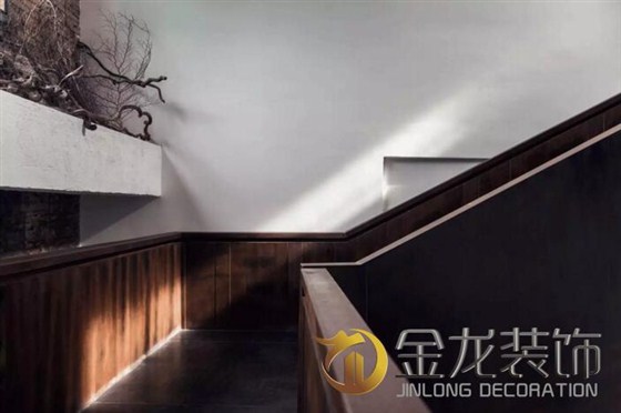 办公室精装修专业企业&mdash;&mdash;金龙装饰分享：恰到好处的破坏之旧厂房设计改造！