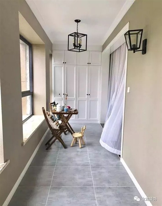 阳台要贴瓷砖，记住一定要这样贴 . . .