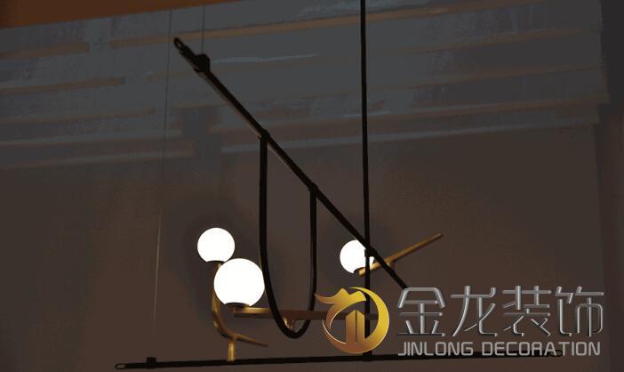 别墅精装修就来金龙装饰，金龙装饰为大家分享：2017米兰家具展之灯光照明展！