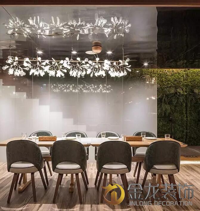 &ldquo;山非山，水非水&rdquo;是第五间店的主题。工程精装修设计&mdash;&mdash;金龙装饰分享：室内的空中花园 ！
