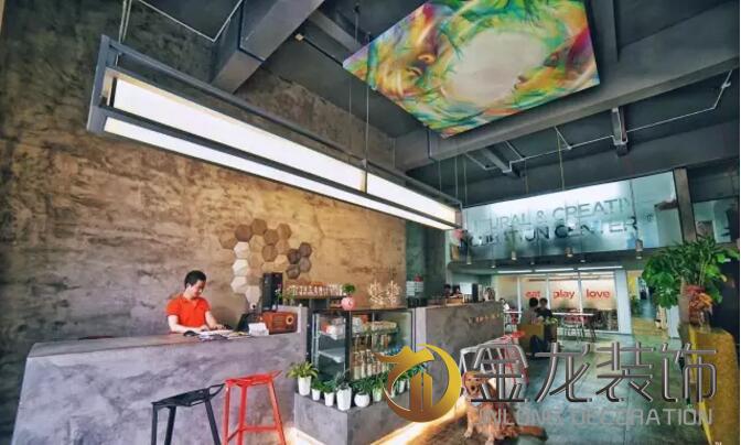 店铺精装修就来金龙装饰，今天，金龙装饰分享：亚洲吃面公司装修案例，一起来欣赏下吧。