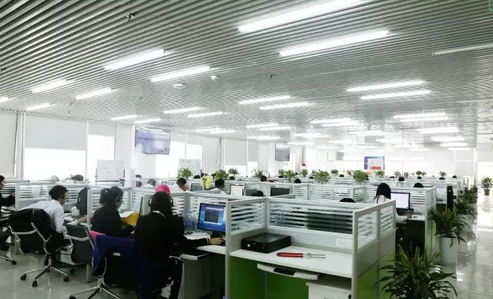 金龙装饰：保护孩子眼睛，从装修灯光开始