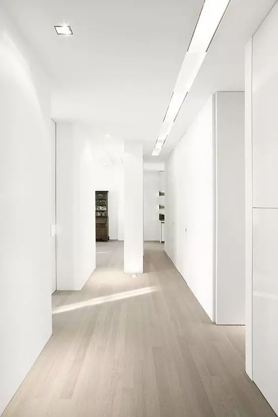 精装房专家|金龙装饰：如何设计一个漂亮的踢脚线？