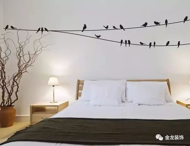 如何装饰你的白墙?