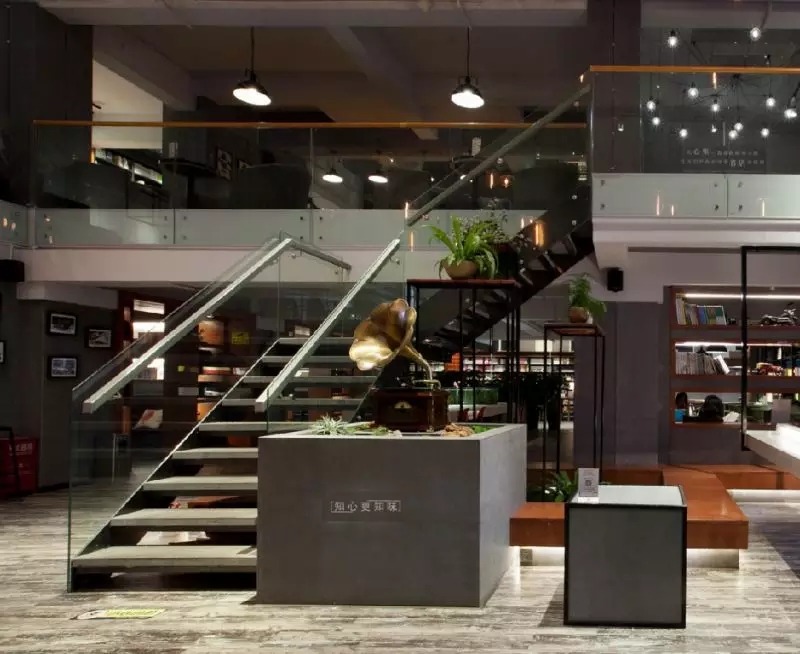 【金龙装饰】书店转型升级