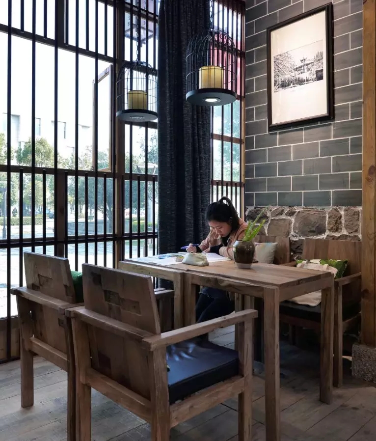 【金龙装饰】书店转型升级